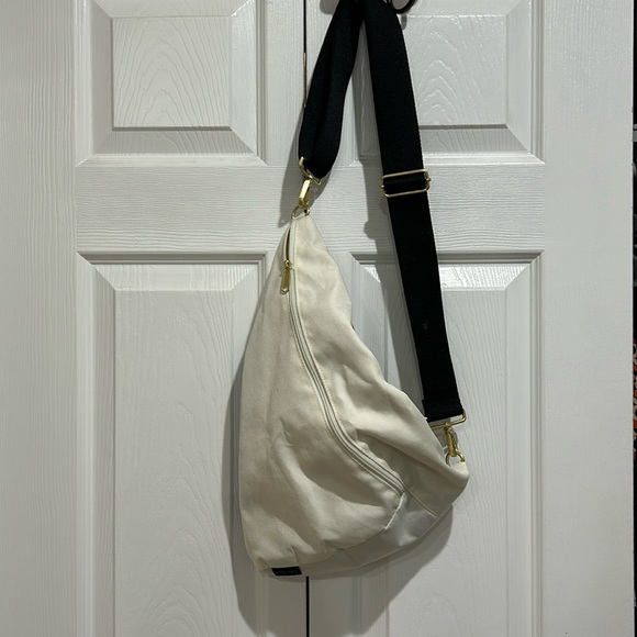 Off white Canvella sling bag - Picture 1 of 3